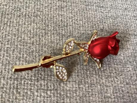 Červená ruža - brošňa, 