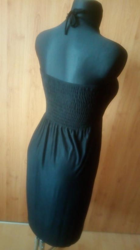 Čierne šaty s viazaním okolo krku m/l, m