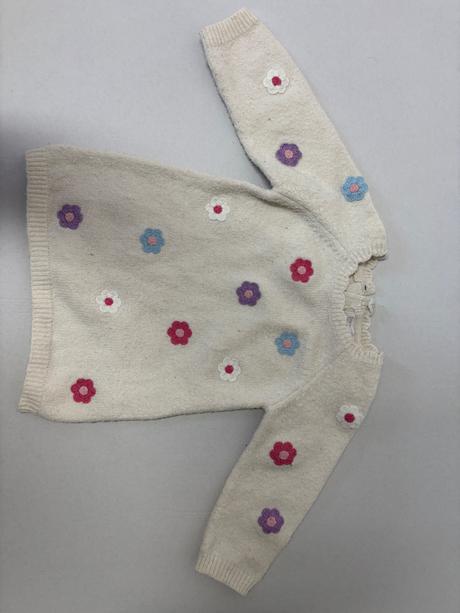 Krémový sveter s kvietkami, primark,80