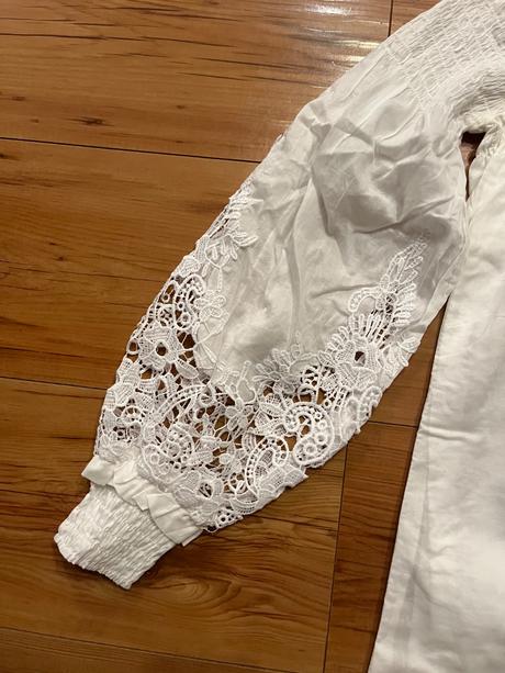 Šaticky s nádhernou krajkou na rukavov, reserved,xs