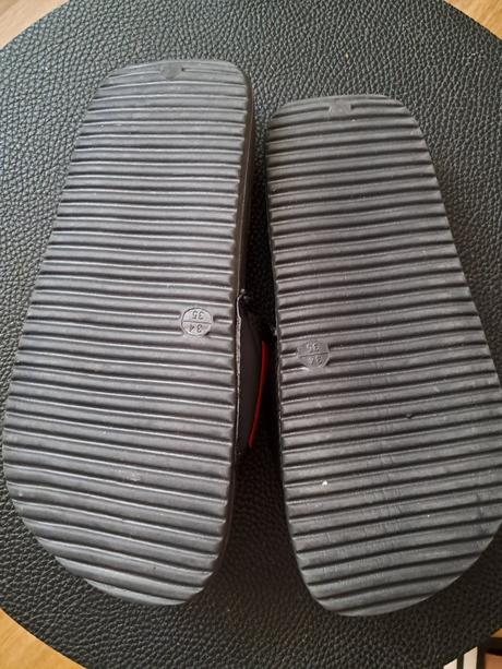 Šlapky adidas a marvel, adidas,35