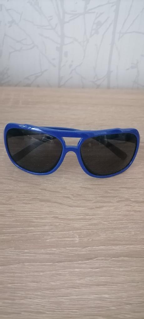 3x nosené okuliare s puzdrom, 