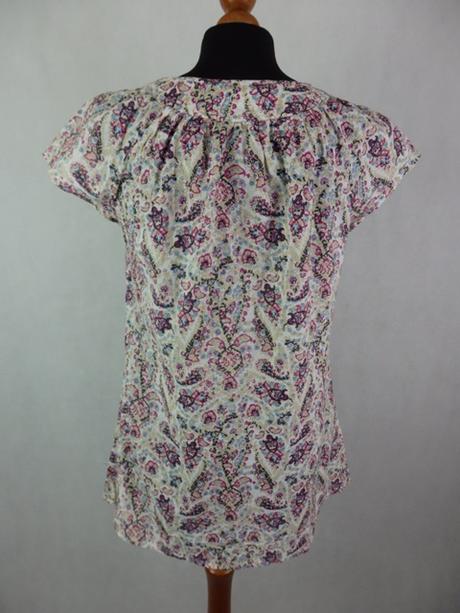 Kvalitná letná blúzka, s