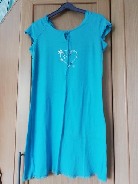 Dámska nočná košeľa, m