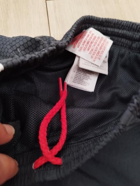 Športové tepláky, adidas,104