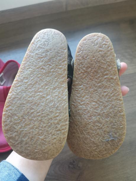 Kožené barefoot sandalky, 25