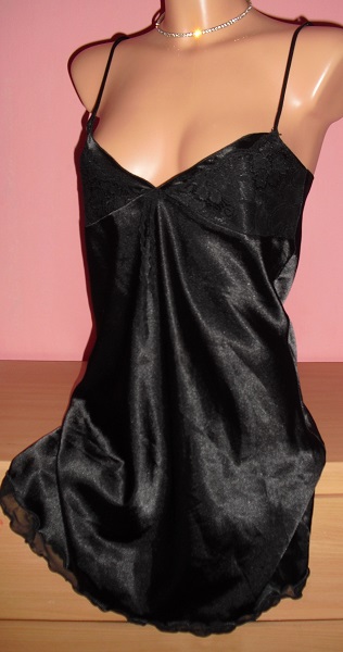 Karen satenova kosielka, s