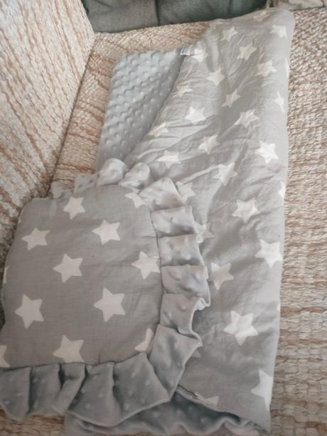Vankúš a deka, 