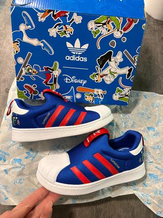 Adidas superstar disney tenisky č.26, adidas,26