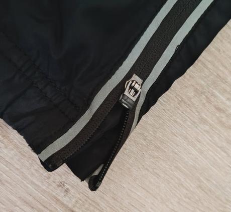 Športové nohavice, 164