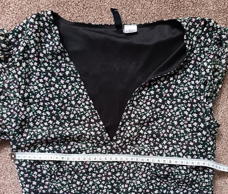 Šaty letné, 38, hm, čierne s drobnými kvietkami, h&m,38
