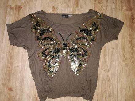 Tričko s motylom, 42