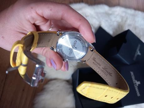 Zlte hodinky jacques lemans, 