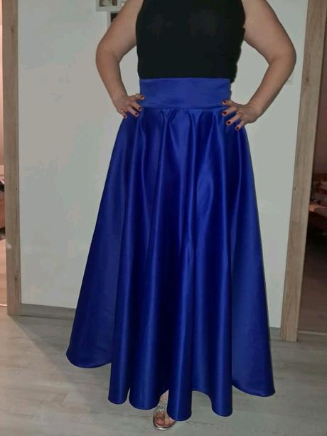 Spoločenská sukňa , biele body, l