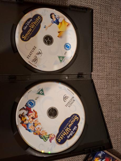 Snehulienka dvd, 