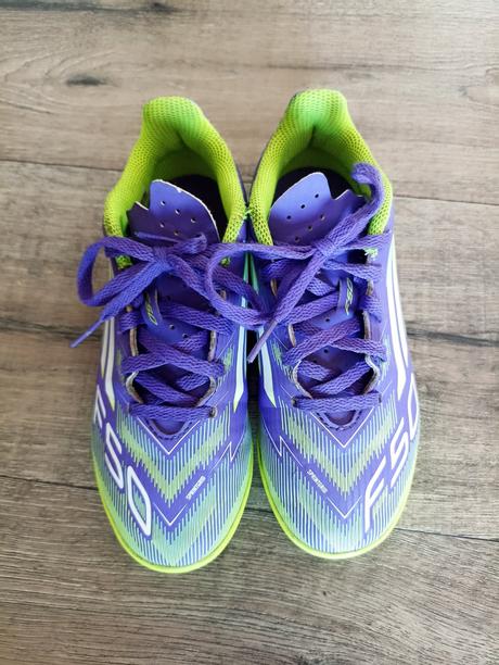 Turfy, adidas,32