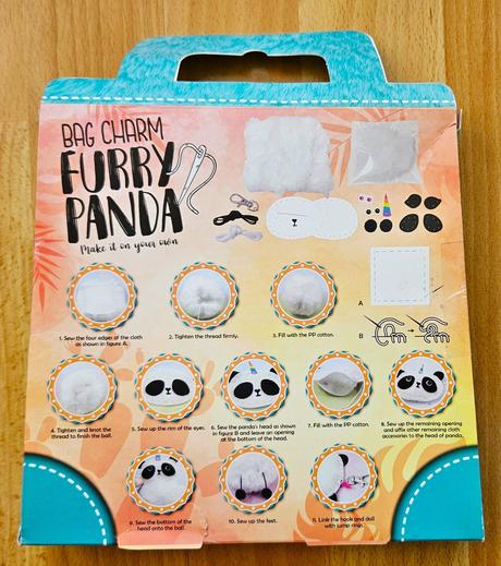 Furry panda bag charm - diy privesok na tasku, 