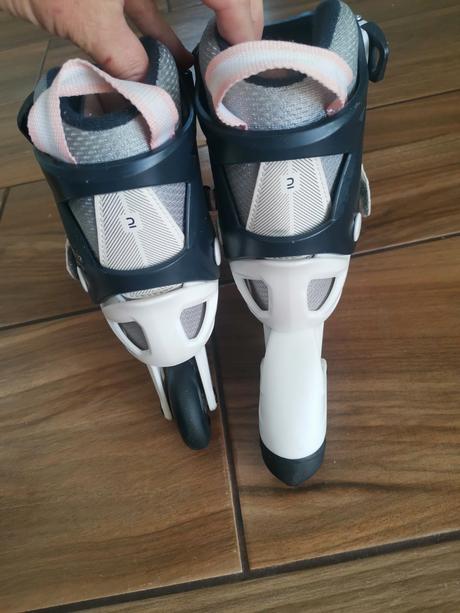 Cena spolu korčule 29-32 a chrániče 2xs, 30