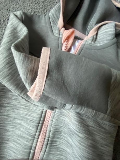 Balík oblečenia na jar, jeseň, 86–98