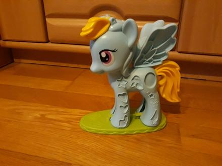 Poník na plastelínu,