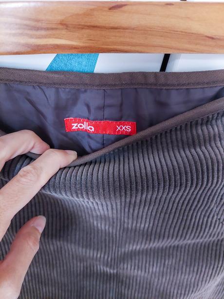 Bedrova mencesterova sukna, 36