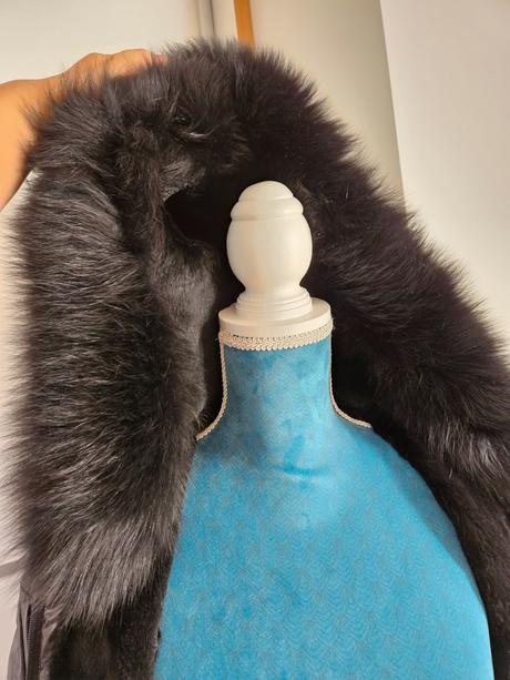 Ventrovka/bunda zn.kara vel.m/l, 38