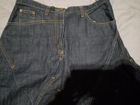 Dámska riflova sukňa, 36