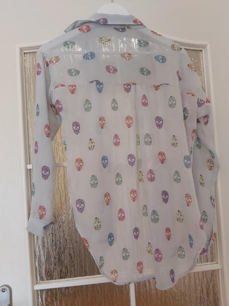 Blúzka s lebkami., m