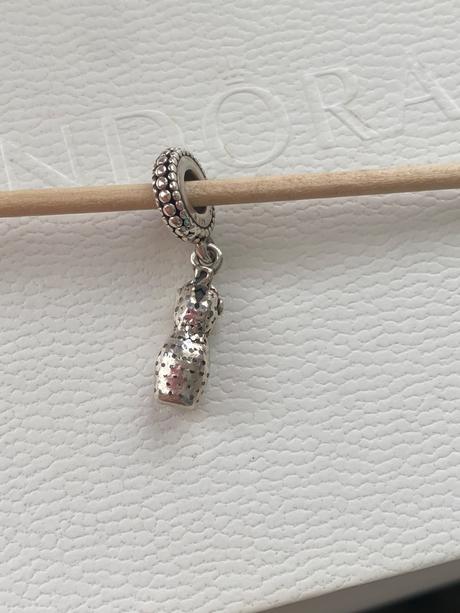 Pandora privesok-šaty, pandora