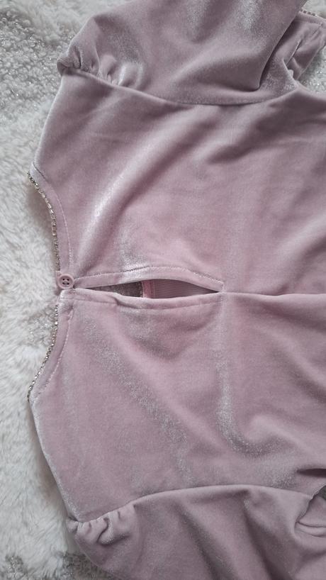 Zamatové šaty s kamienkami, reserved,122