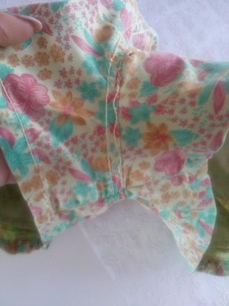 Kraťasky kvetinové zn. stradivarius /36, stradivarius,xs