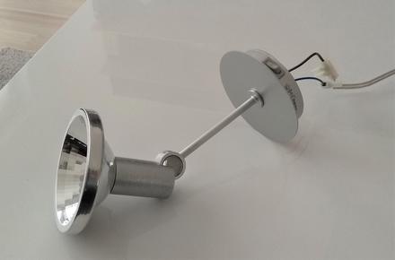 Predám lampu na stenu, 