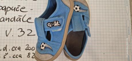 Papuče-sandale, 32
