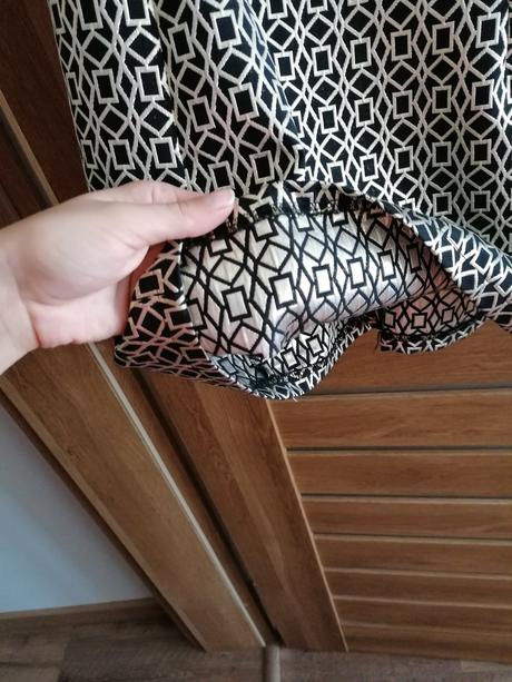 Krásne nenosené šatky, m