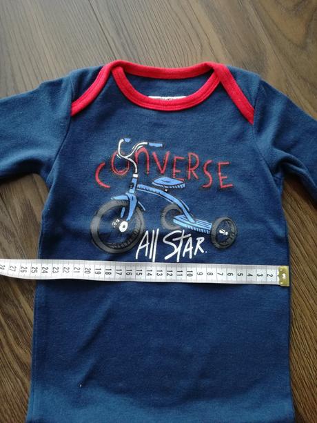 Body s motorkou, converse,74