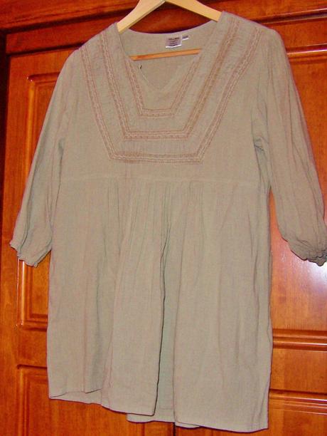 Tunika s všitou krajkou, 38