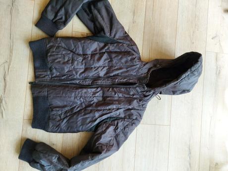 Prechodna hrubšia bunda , mierna zima, m