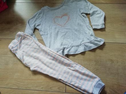 Froté pyžamko tchibo, 98