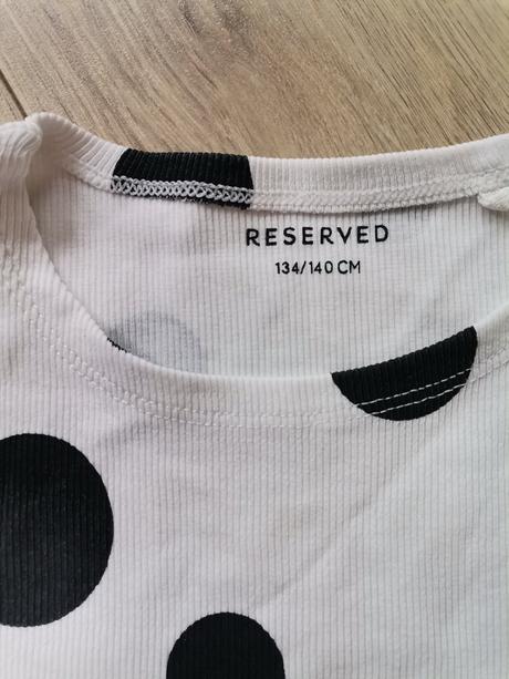 Tricko, reserved,122