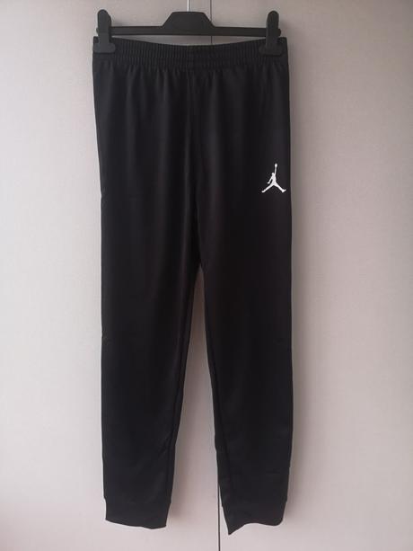 Air jordan chlapčenské tepláky veľkosť 14-16 rokov, air jordan,164 / 170 / 176