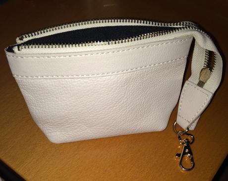 Luxusná kožená taštička,