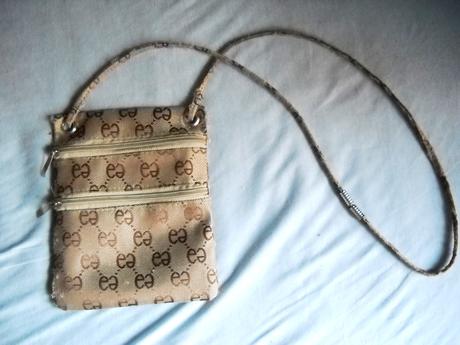 Kapsička, aj cez plece, 