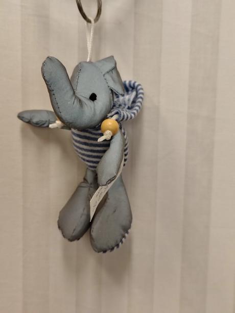 Látkový prívesok sloník, kľúčenka, 13 cm, 