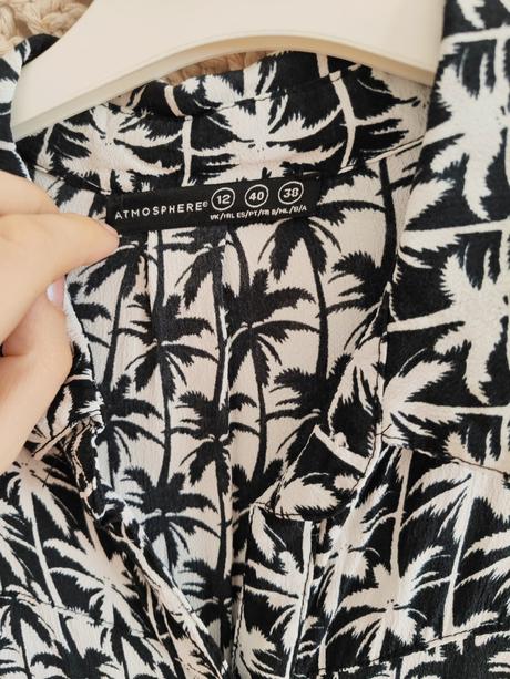 Letné šaty s palmami, atmosphere,l