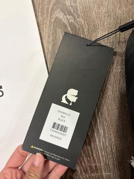 Karl lagerfeld nový damsky ruksak, karl lagerfeld