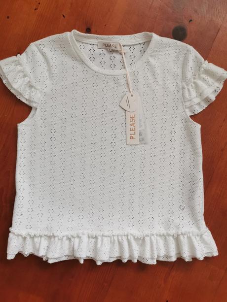 Biely top značky please, s