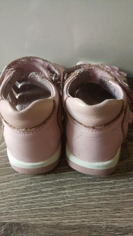 Sandalky protetika vhodne na donosenie vel.21, protetika,21