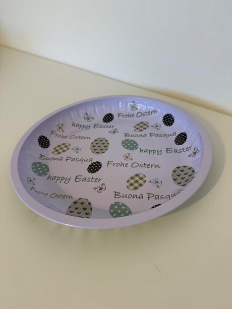 Veľkonočná servírovacia tácka, 