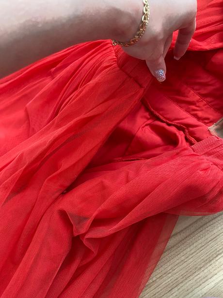 Spoločenské šaty zn. asos, 32