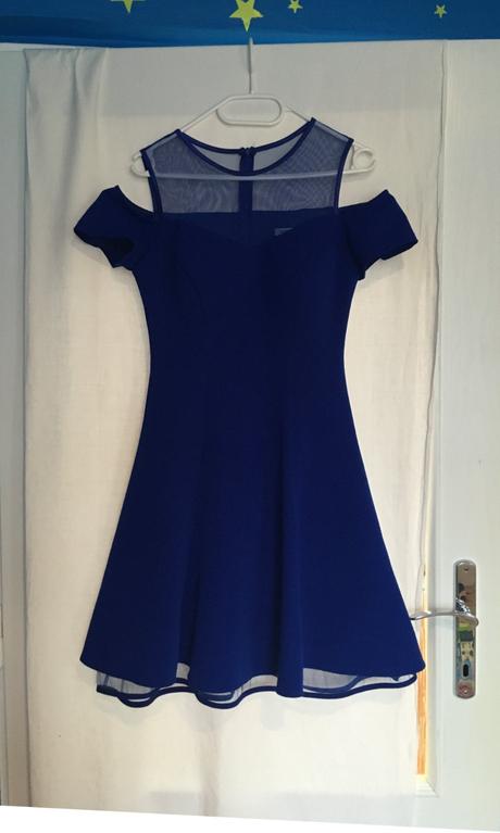 Spoločenské šaty, 38